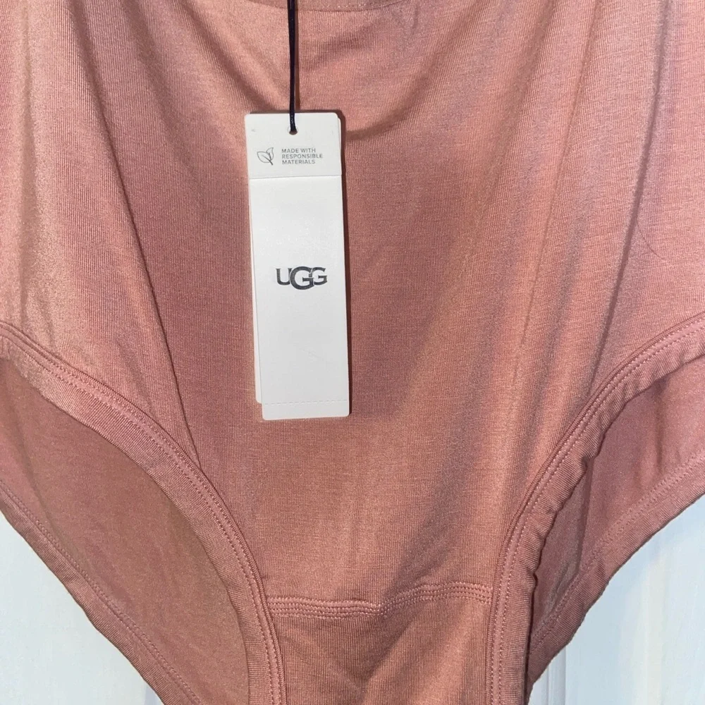 UGG High-Waist Briefs cheeky boy short in Dusty Rose Mauve